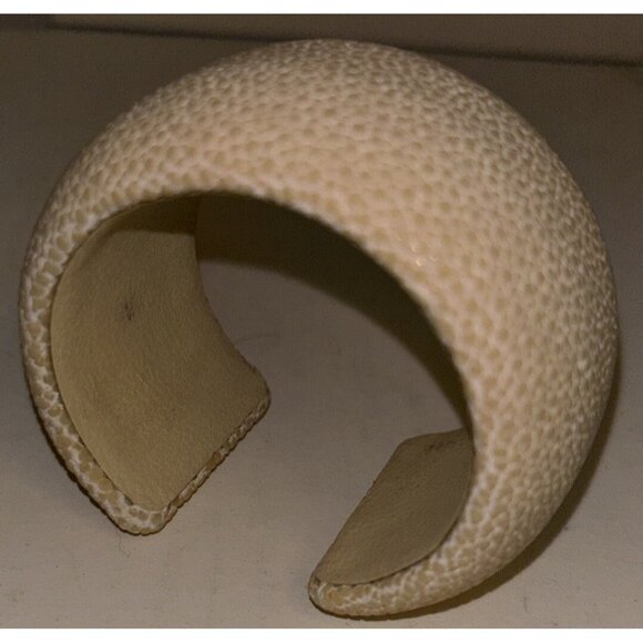 Wide Beige Stingray Leather Cuff Bracelet - Picture 2 of 6